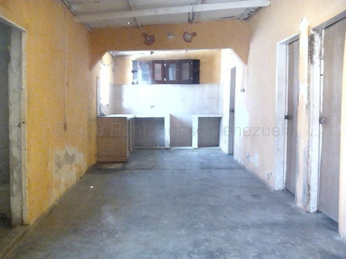 Imagen 3 de 19 de Amplia Casa Lista Para Habitar Con Céntrica Ubicación. 04120656408 Mls 22-8937