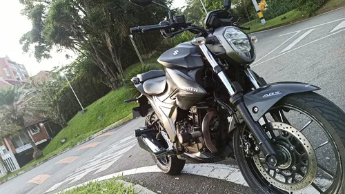 Suzuki Gixxer 250 Modelo 2020