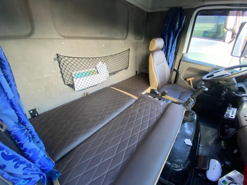 Imagem 7 de 12 de Volkswagen 24-280 2013 Completo Bitruck Chassi