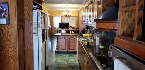 Casa En Venta En Mataderos