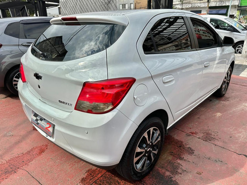 Chevrolet Onix 1.4 Lt 5p