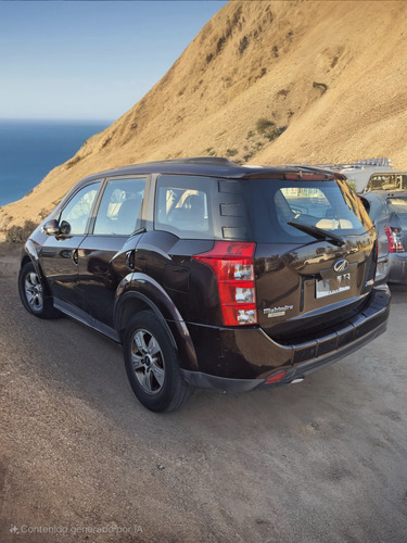 Mahindra XUV 500 2Wd Mt Full Crde Ev