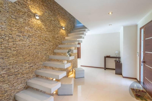 Casa En Venta 5 Ambientes Pinamar Alamos