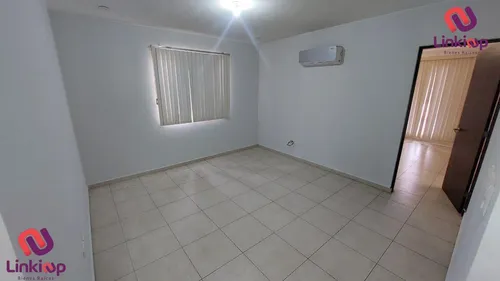 Casa En Renta En Privada Con Parque Calzadas De Anahuac En Escobedo N.l.