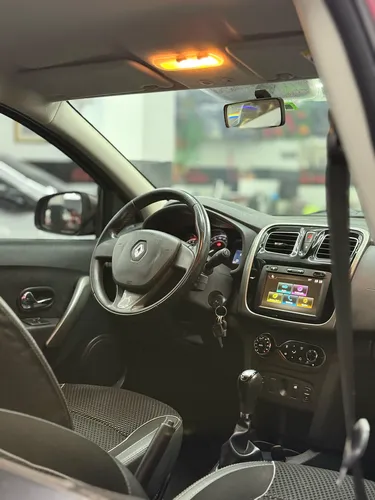 Renault Stepway 1.6 Intense Automática