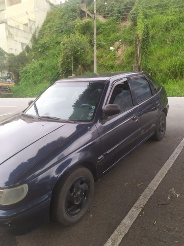 Volkswagen Pointer 1.8