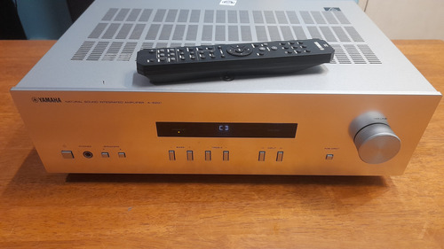 Amplificador Yamaha, Phono, Cd, 2 Aux.- Impecable Plateado 100 W (Usado)