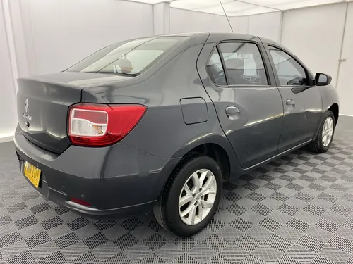 Renault Logan 1.6 Privilege / Intens