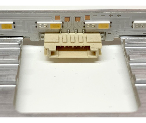 Led Samsung Bn96-50381a Cy-rt043hgev1h Qn43ls03tafxza (Usado)