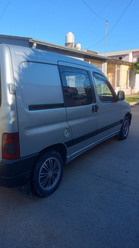 Peugeot Partner 1.4 Furgon Confort Gnc Plc