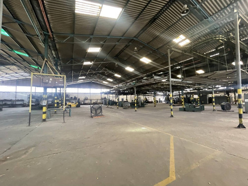 Imagen 9 de 24 de Johanna Castillo Vende 04145951217 Galpon En Zona Industrial