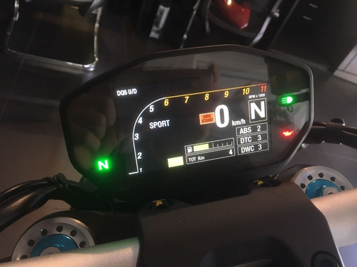 Imagem 5 de 8 de Ducati Monster 1200s- Personalizada Pelo Artista Adonis