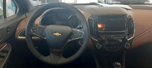 Imagen 11 de 25 de Chevrolet Cruze 5 Puertas 1.4n Turbo Premier Automático 2023