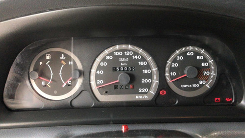 Imagem 2 de 6 de Fiat Strada 2000 1.6 16v Lx Ce 2p