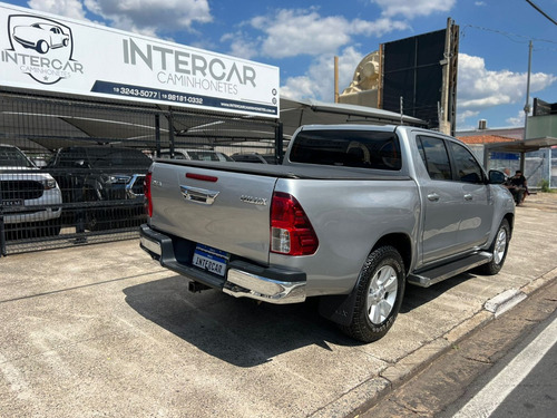 Toyota Hilux 2.7 Sr Cab. Dupla 4x2 Flex Aut. 4p