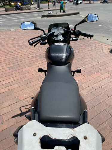Pulsar 180