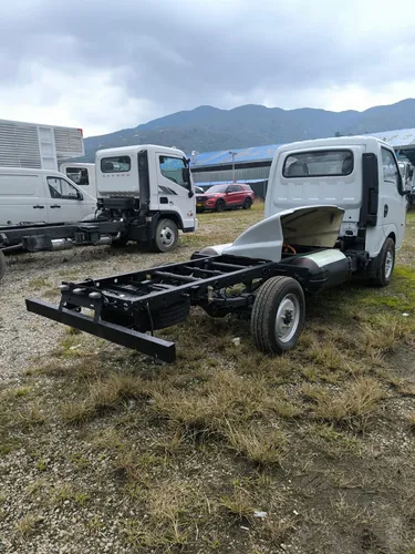 Dongfeng Captain T Cs