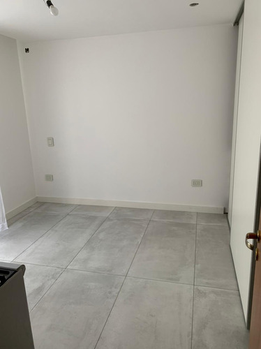 Imagen 13 de 14 de Venta Piso 21a 474 Y 475