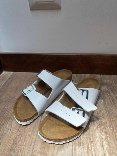 Sandalias Birkenstock Arizona Narrowfit Blanco