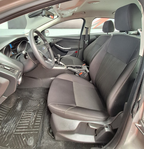 Ford Focus III 1.6 Sedan S