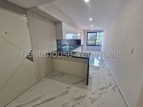 Mb Apartamento (1 Nivel) En Venta En Campo Alegre, Distrito Metropolitano