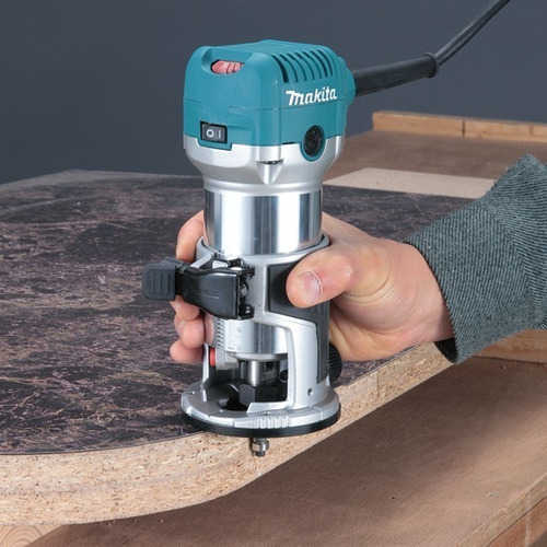 Makita RT0700C - 220V