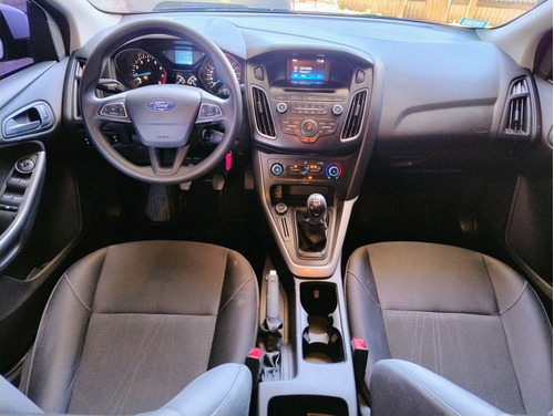 Ford Focus III 1.6 Sedan S