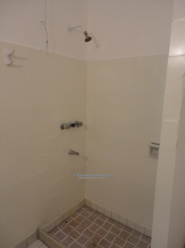 Apartamento En Venta. 2 Dormitorios Y Demás, 1º Por Esc.