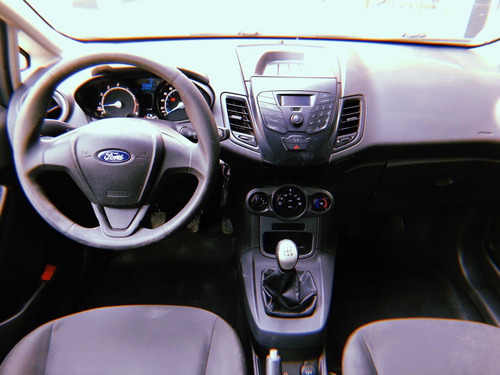 Imagen 9 de 12 de Ford Fiesta Kinetic S 1.6 5p. 2015 Full C/air Bag, Aire, Cd