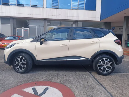 Renault Captur 2.0 Intens Automática