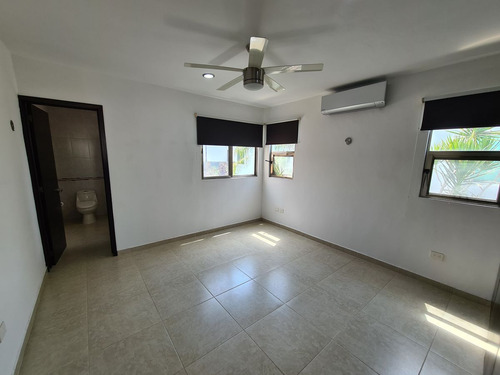 Imagen 9 de 24 de Casa En Renta De 3 Recámaras Y Piscina En Palmerales De Alta