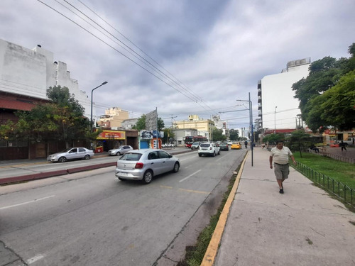 Imagen 5 de 7 de Local Comercial Sobre Avenida Colón 2736