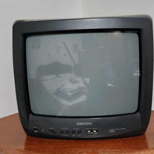 Televisor 16 Pulgadas Modelo Antiguo