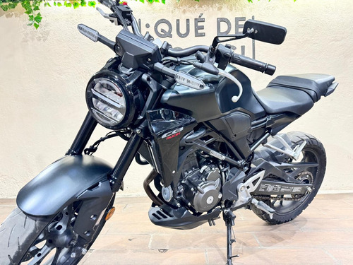 Honda Cb300 Abs, Prácticamente Nueva, 5800 Millas Originales