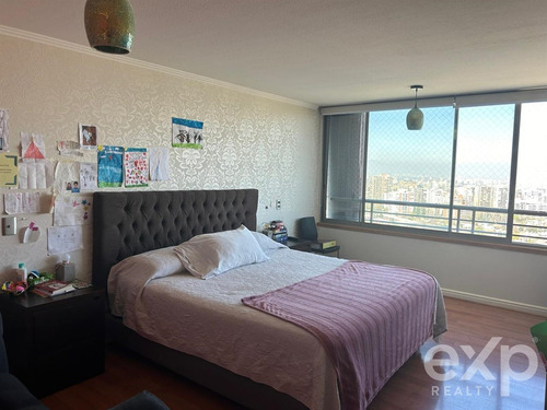 Departamento En Venta De 4 Dorm. En Las Condes
