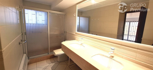 Departamento En Venta De 4 Dorm. En Concepción