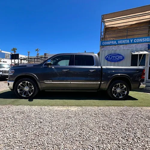 RAM Ram 1500 4p Limited Crew Cab V8/5.7 Aut 4x4 MHEV