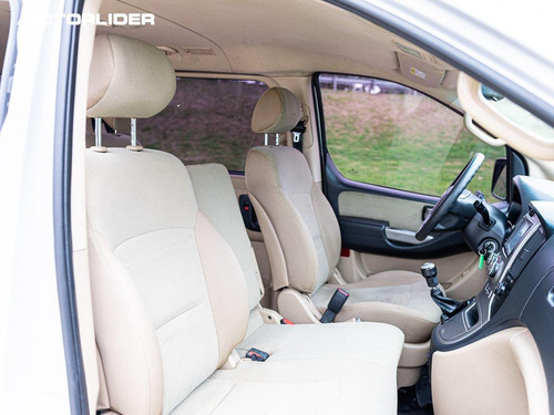 Imagen 11 de 25 de Hyundai H-1 2.5 Gls 12 Asientos | Permuta / Financia