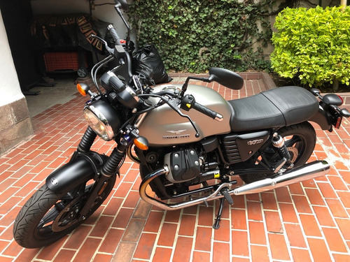 Imagen 1 de 8 de Moto Guzzi V7ii 2016
