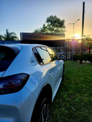 Peugeot 208 1.0T Gt