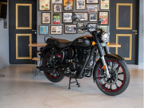 Royal Enfield Classic 350 Dark Stealth Black Reserva