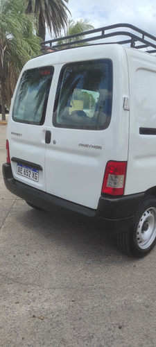 Peugeot Partner 1.6 Hdi Confort 5as