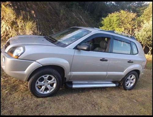 Imagem 7 de 10 de Hyundai Tucson 2009 2.0 Gl 4x2 Aut. 5p