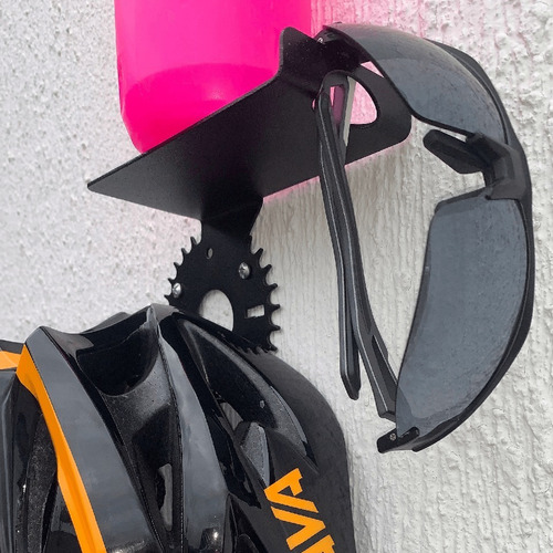 Imagem 7 de 9 de Suporte De Parede Para Capacete E Acessórios Decora Bike