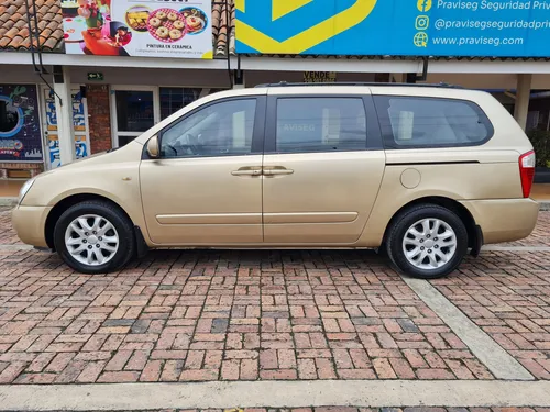 Kia Carnival Sedona 2.9cc At Aa 4x2