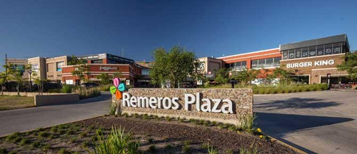 Imagen 3 de 6 de Local Remeros Plaza Shopping