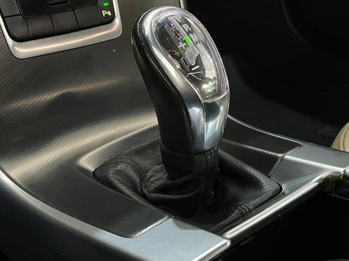 Volvo XC60 2.0 T5 RD TURBO GASOLINA 4P AUTOMÁTICO