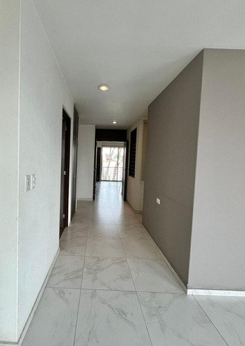 Venta Departamento En Av Toluca Para Inversión.