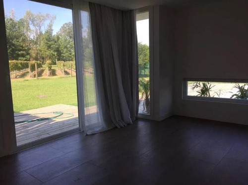 Hermosa Casa Estilo Americano En La Tahona