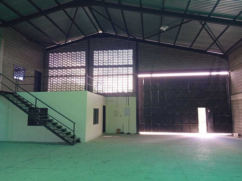 Se Alquila Galpón Avda Aragua